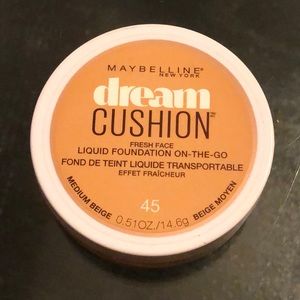 MAYBELLINE dream cushion